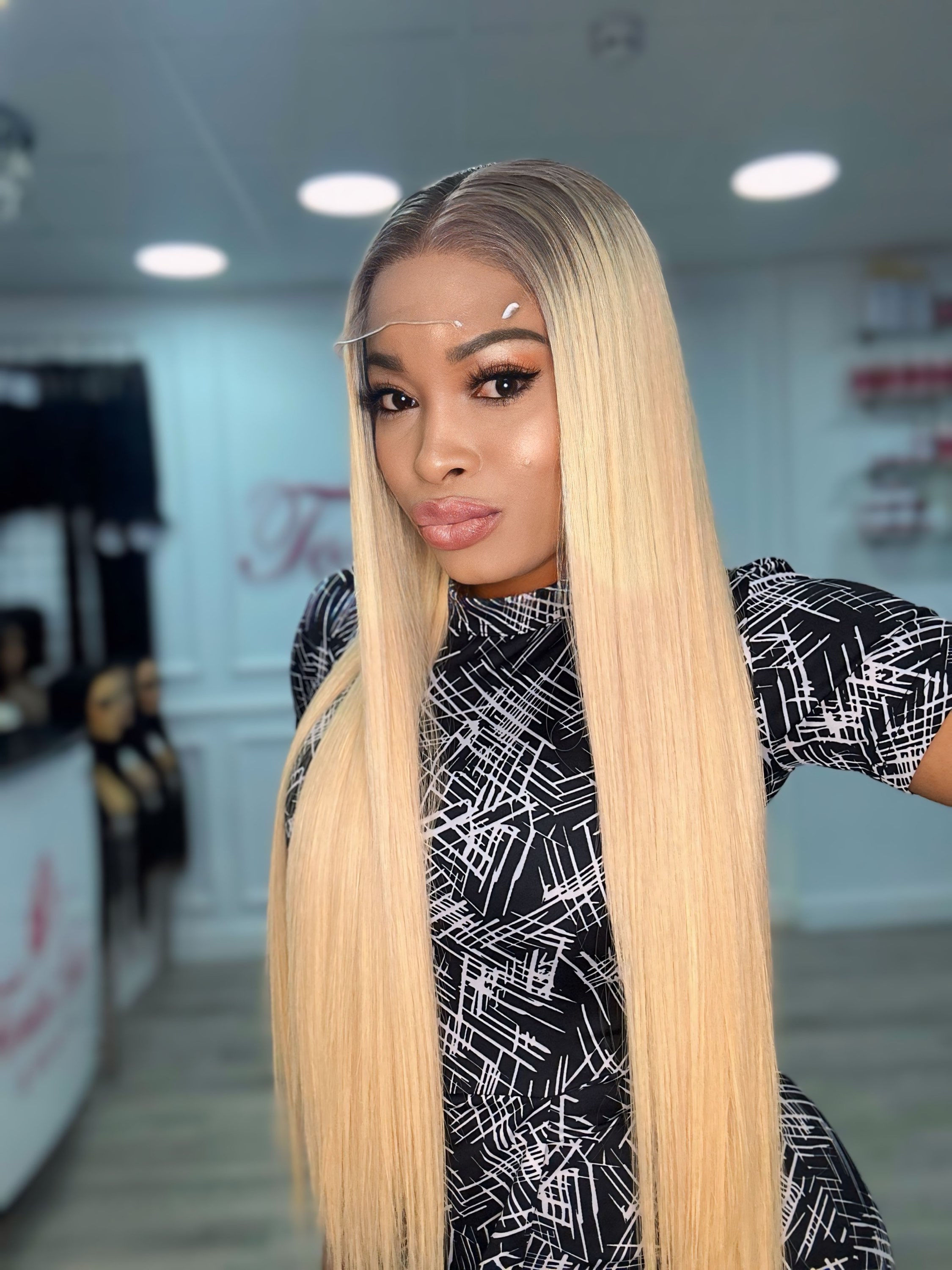 The blonde unit 6x6HD Lace.26inches Ready to ship  