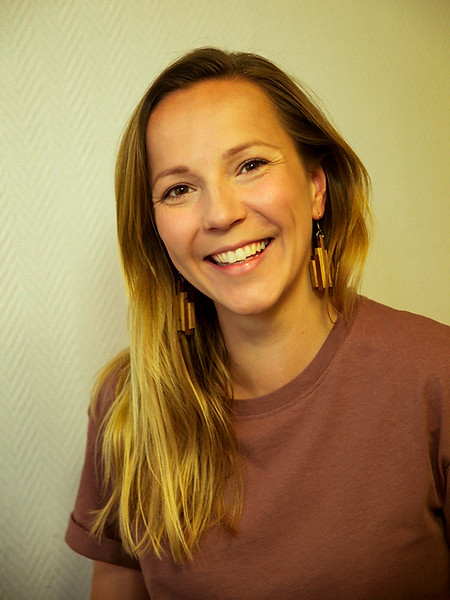 Nina-om-om.jpg
