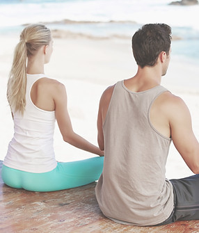 Strandmeditationssitzung