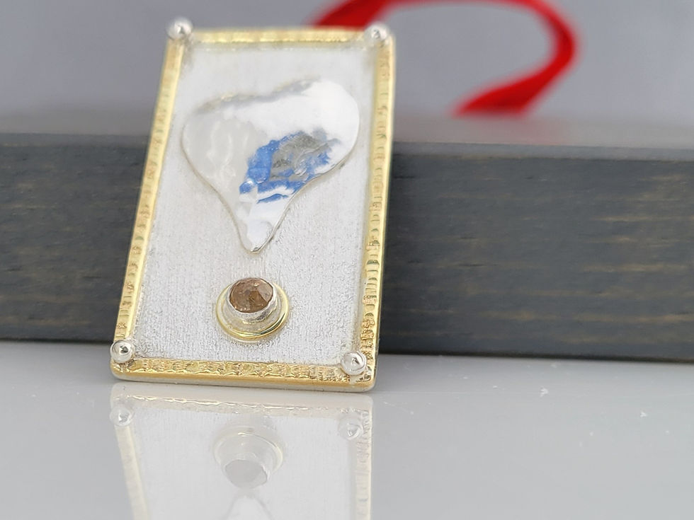 Thumbnail: Classic Heart and Diamond Pendant