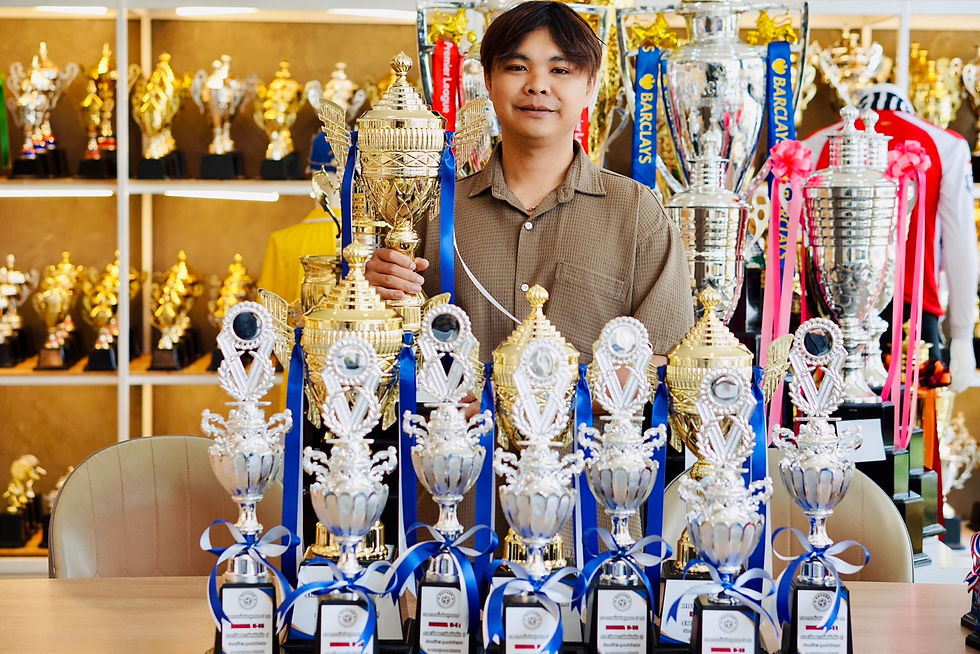 ภาพขนาดย่อ: ถ้วยรางวัลพลาสติก S56