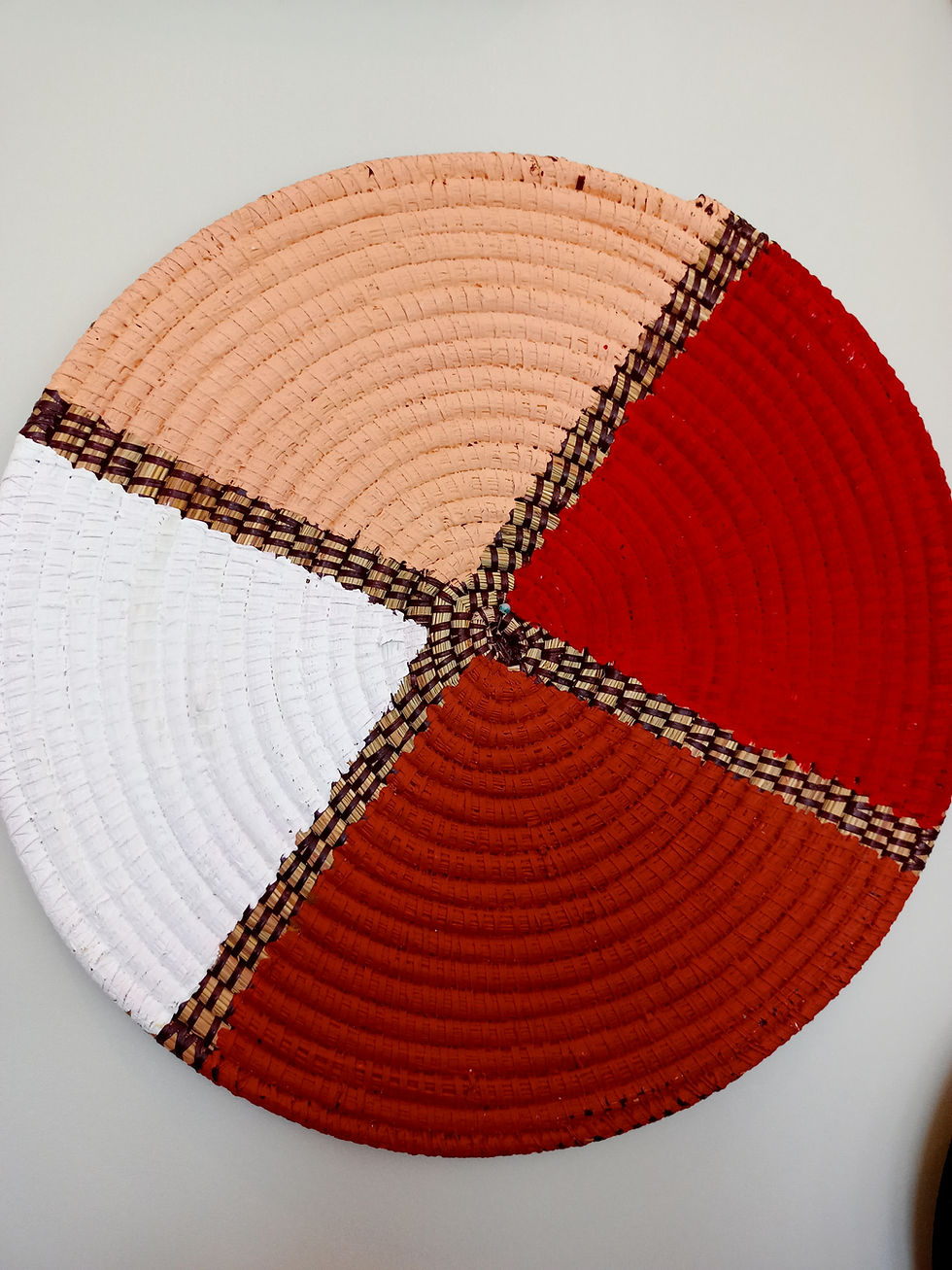 Thumbnail: Painted Woven sen wall Decoration/Vannerie  Décoration sen avec peinture