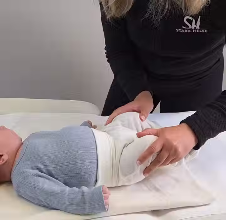 Behandling av uro ved amming hos baby med osteopati og fysioterapi hos Stabil Helse i Oslo