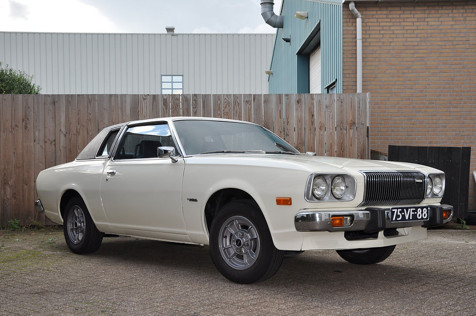 Zeer bijzondere Mazda 121 Landau