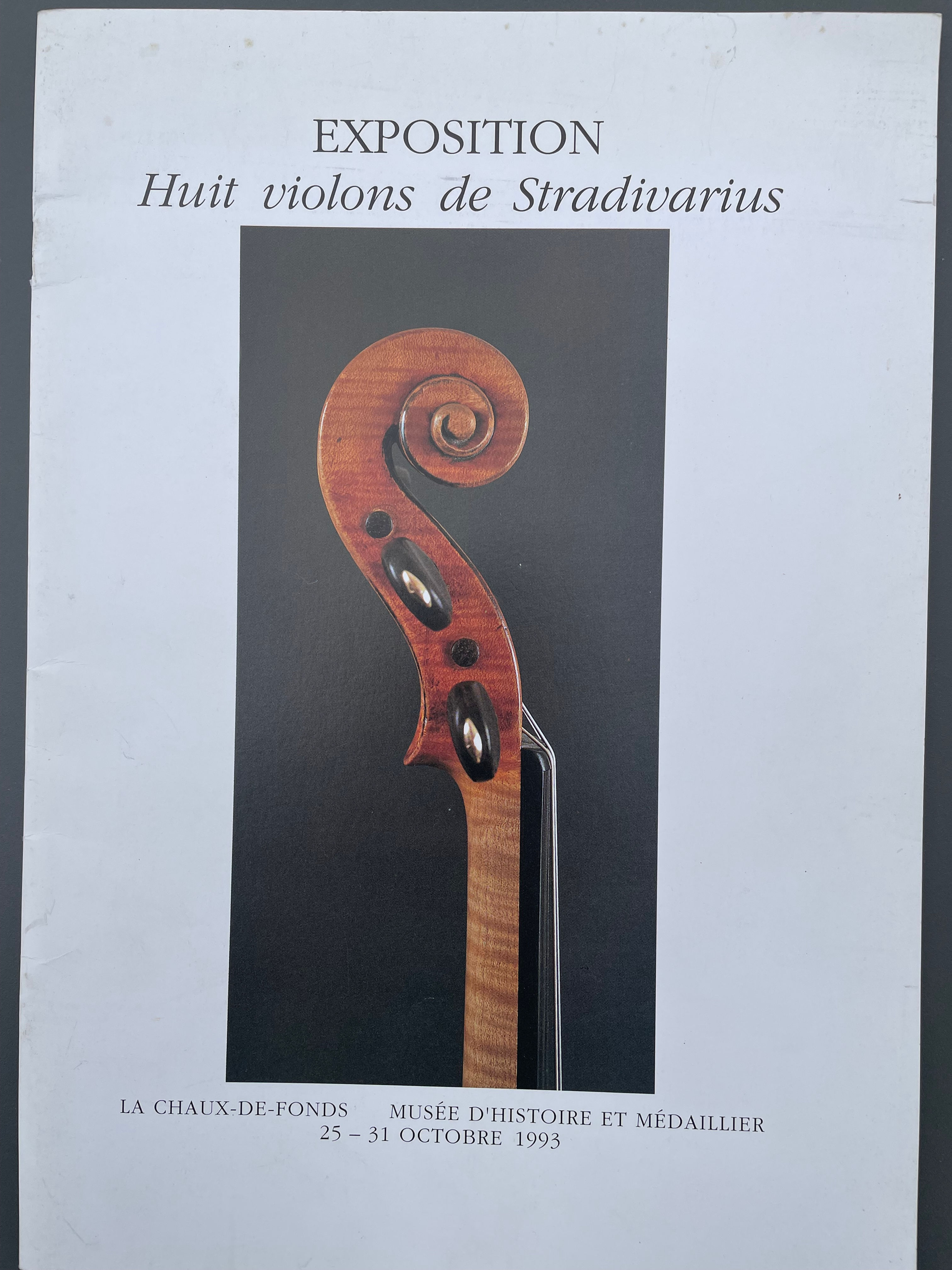 Huit violons de Stradivarius