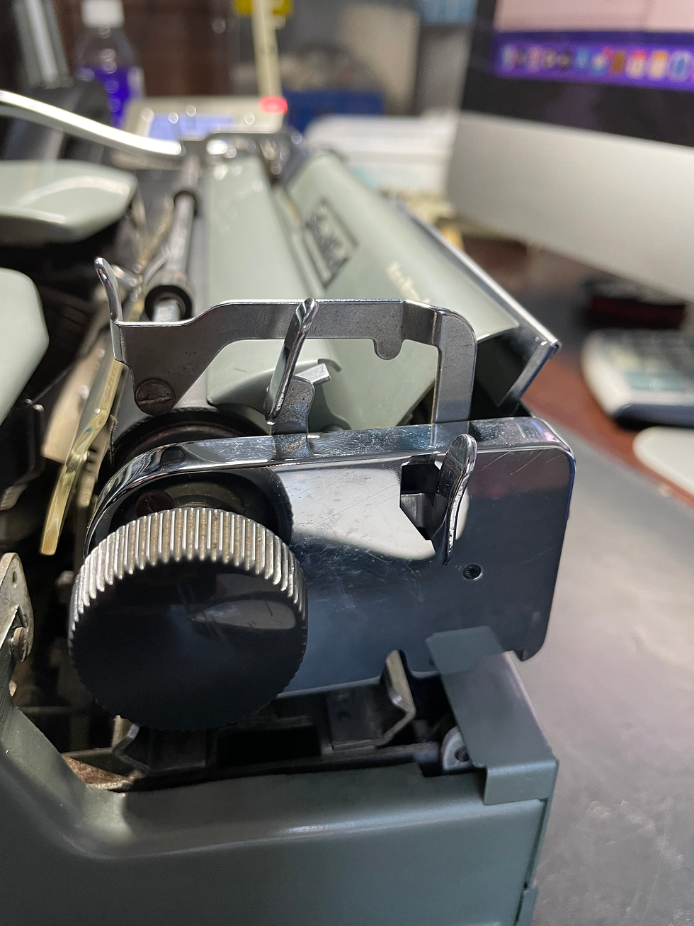 Thumbnail: Blue Bird Portable Typewriter