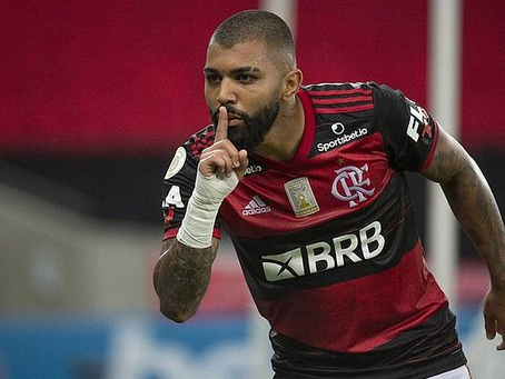 Gabigol ironiza e rebate críticas da torcida do Flamengo à sua forma física