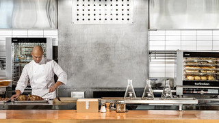 קייטרינג זר מעדנים