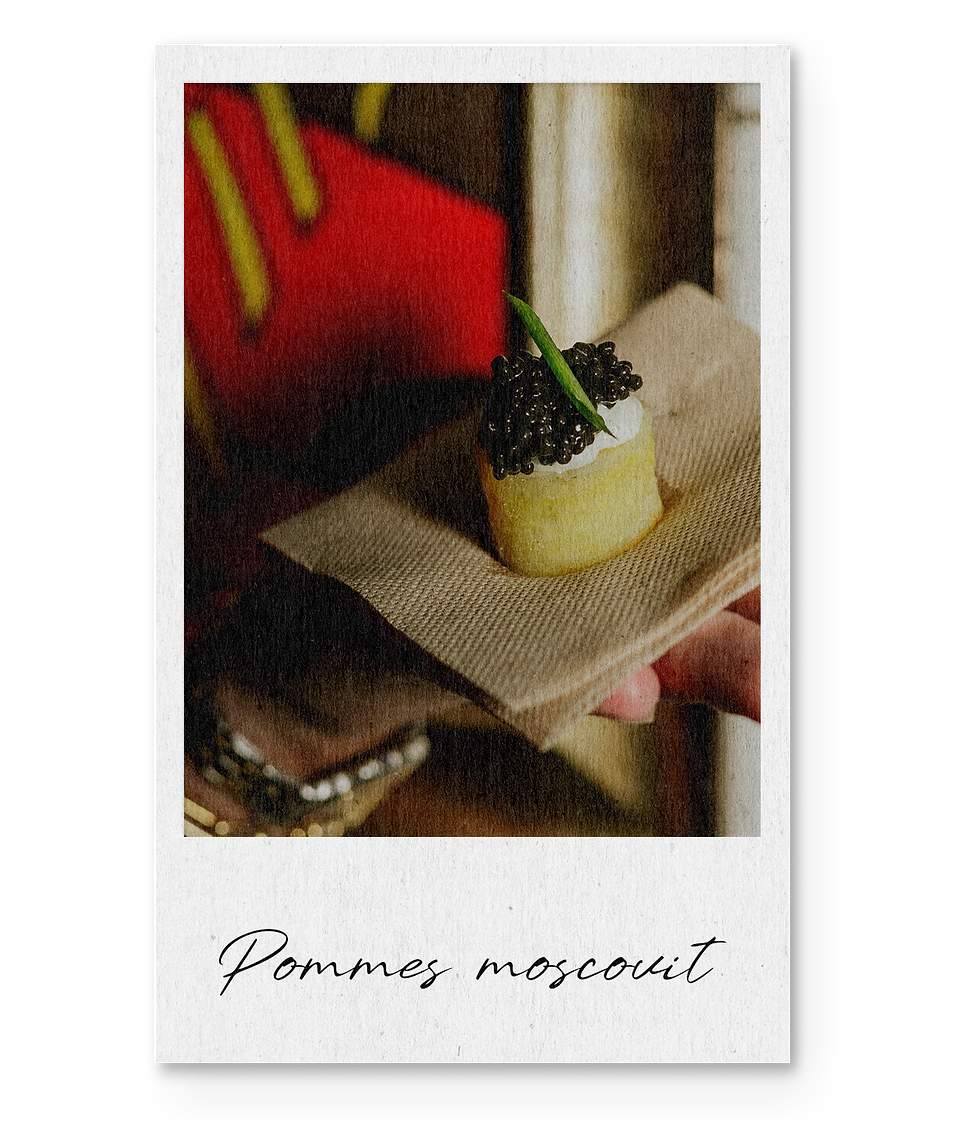 Polaroid Mockup_POMMES MOSCOVIT.png