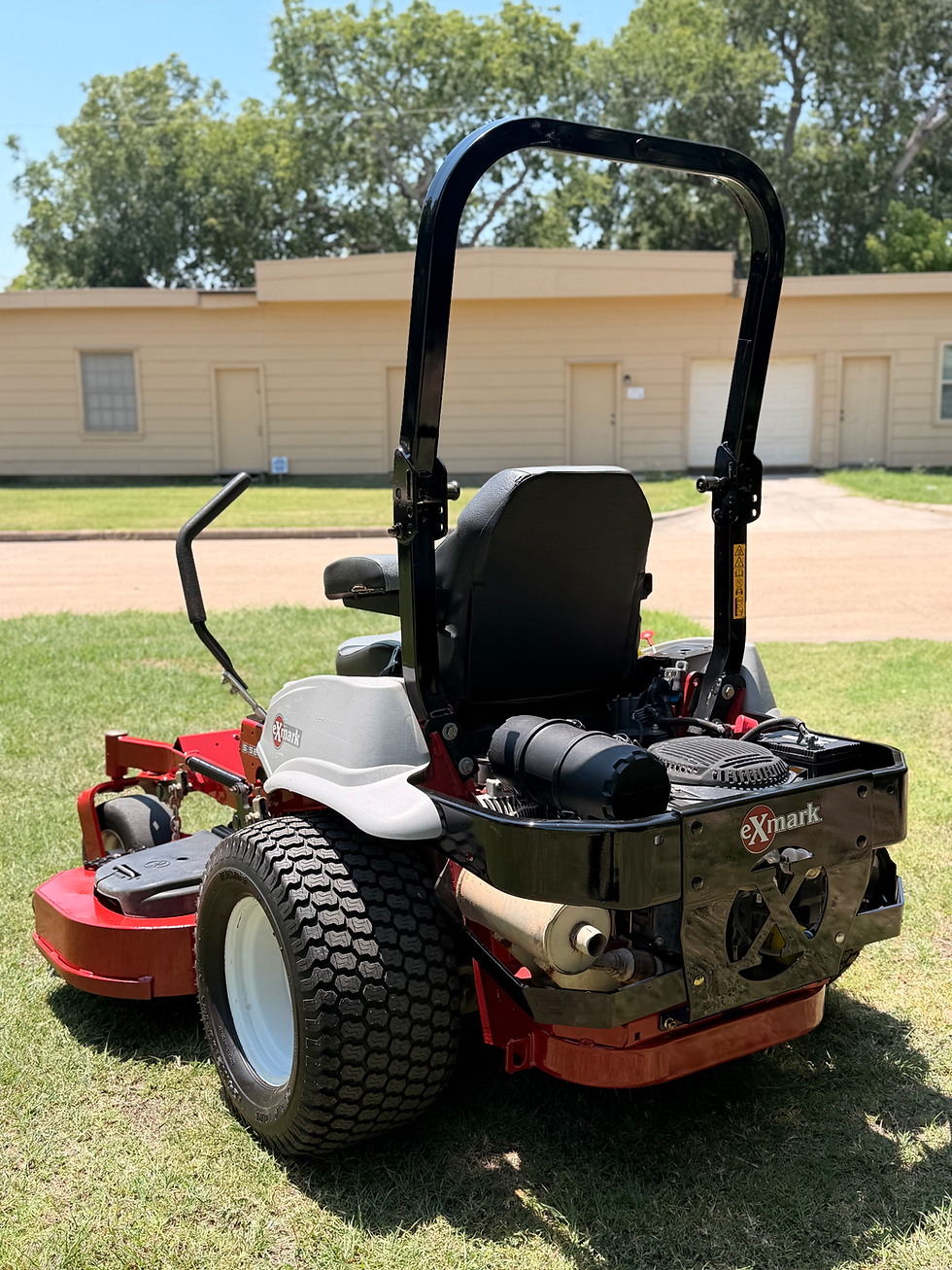 Thumbnail: 2022 Exmark Lazer Z 60" Zero Turn Commercial Mower