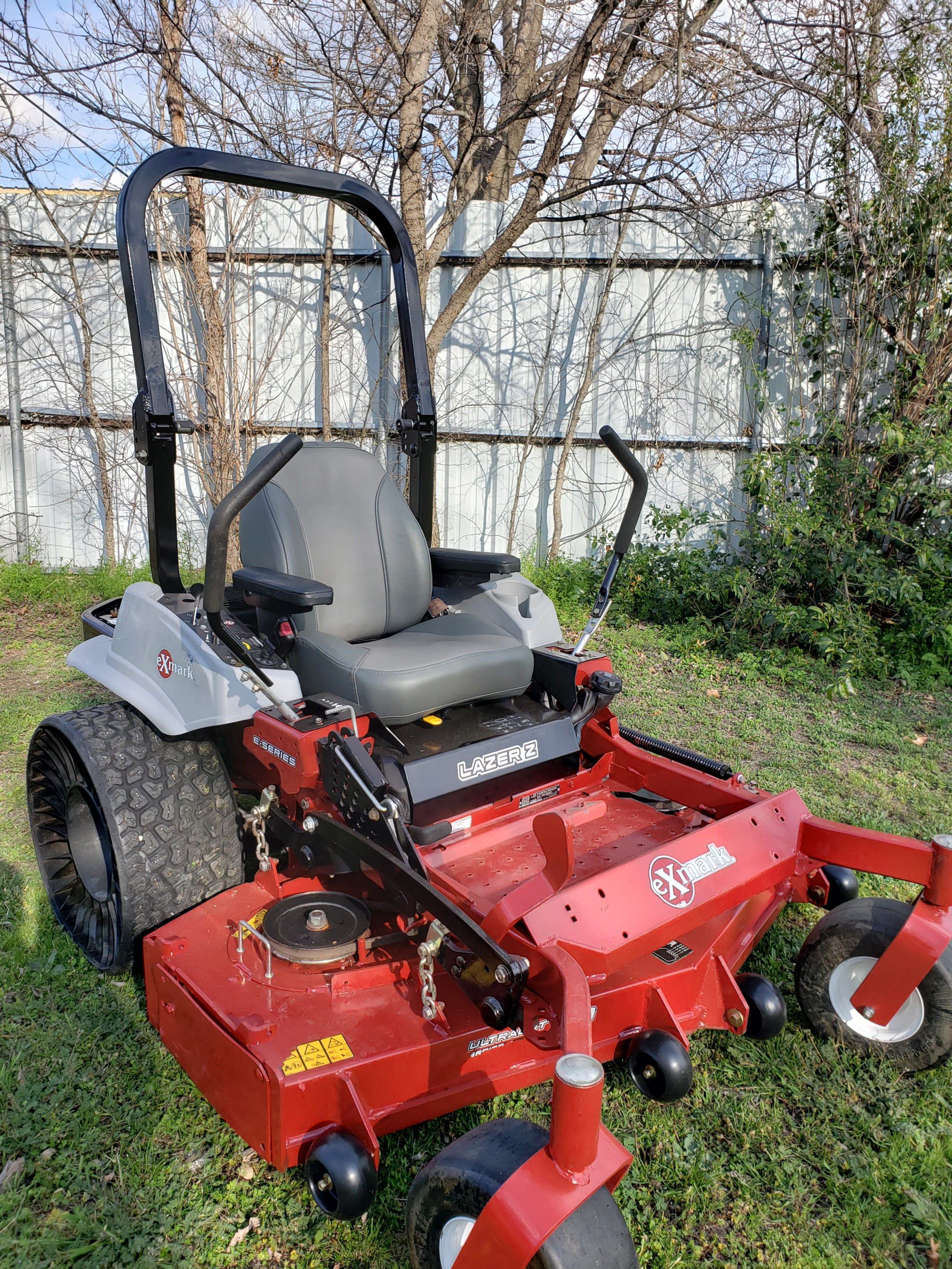 2020 Exmark Lazer Z E-Series 60" Mower