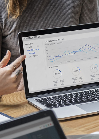 Search engine optimization dashboard displaying organic traffic data