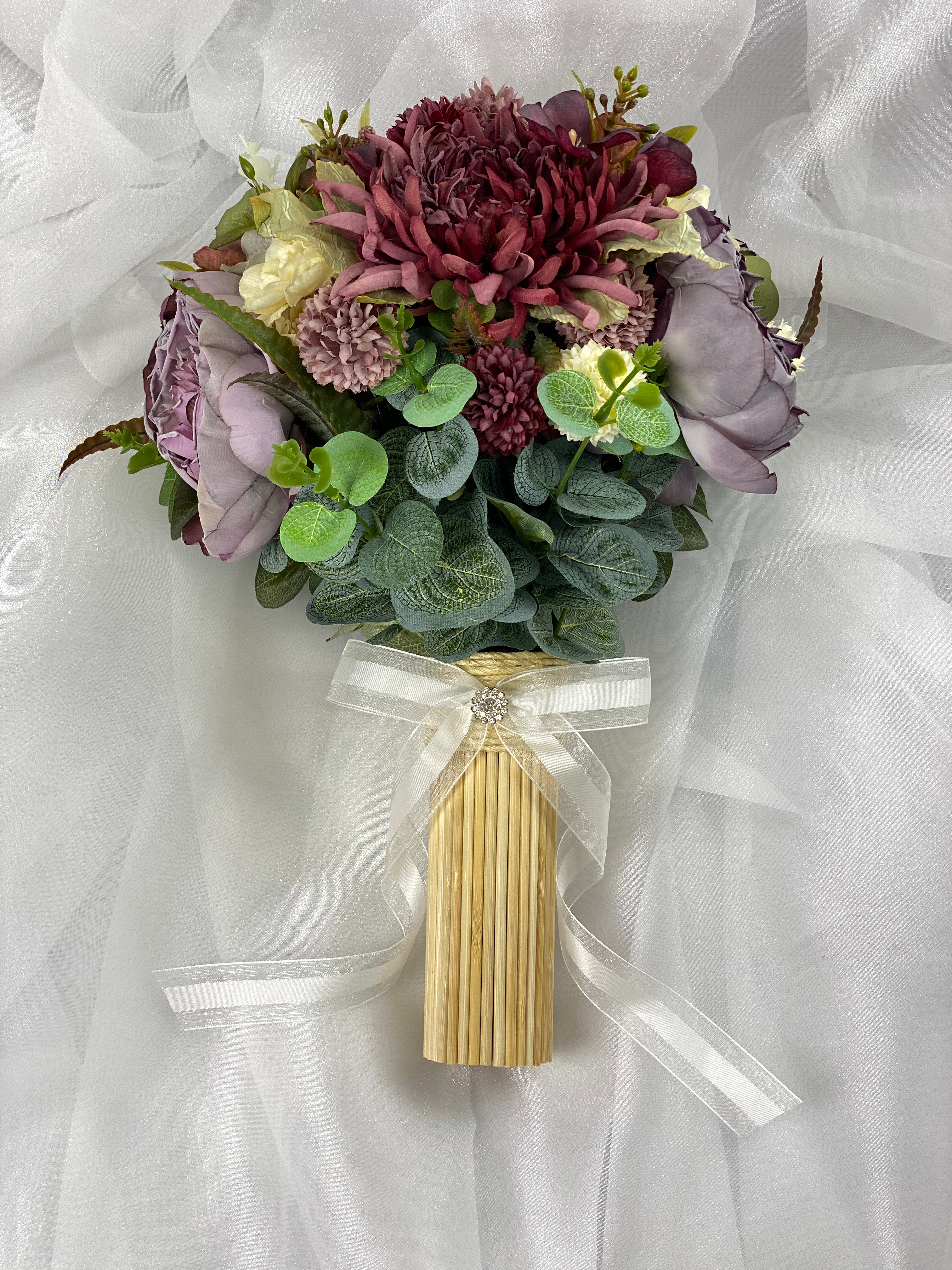 Buque Crisantemo Peonia Dalia