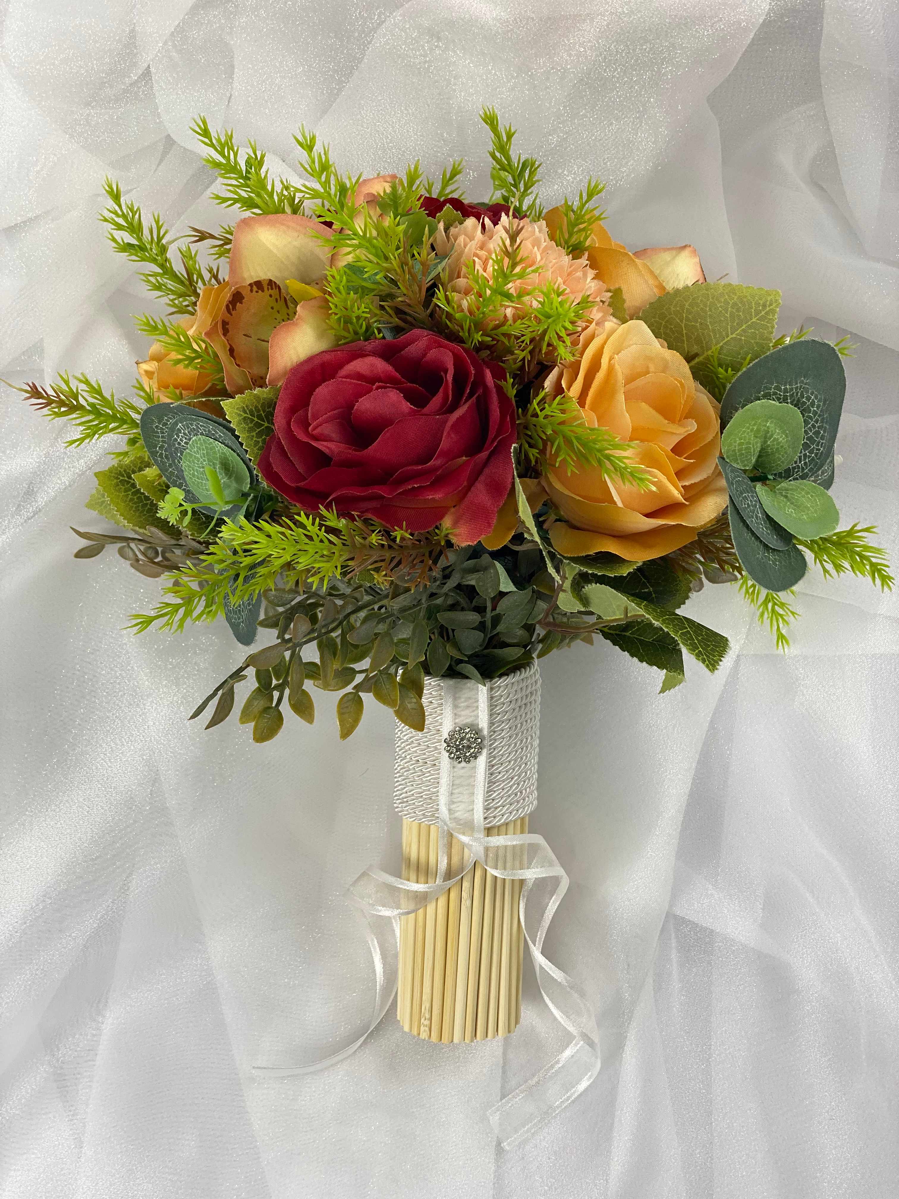 Buque Rosa Vermelha Orquidea Cymbidium