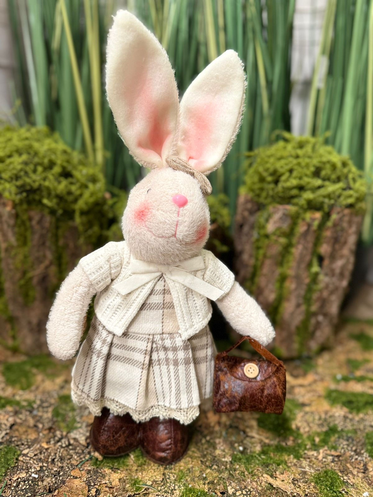 COELHA EM PE TECIDO XADREZ (BEGE/MARROM) - 1UN