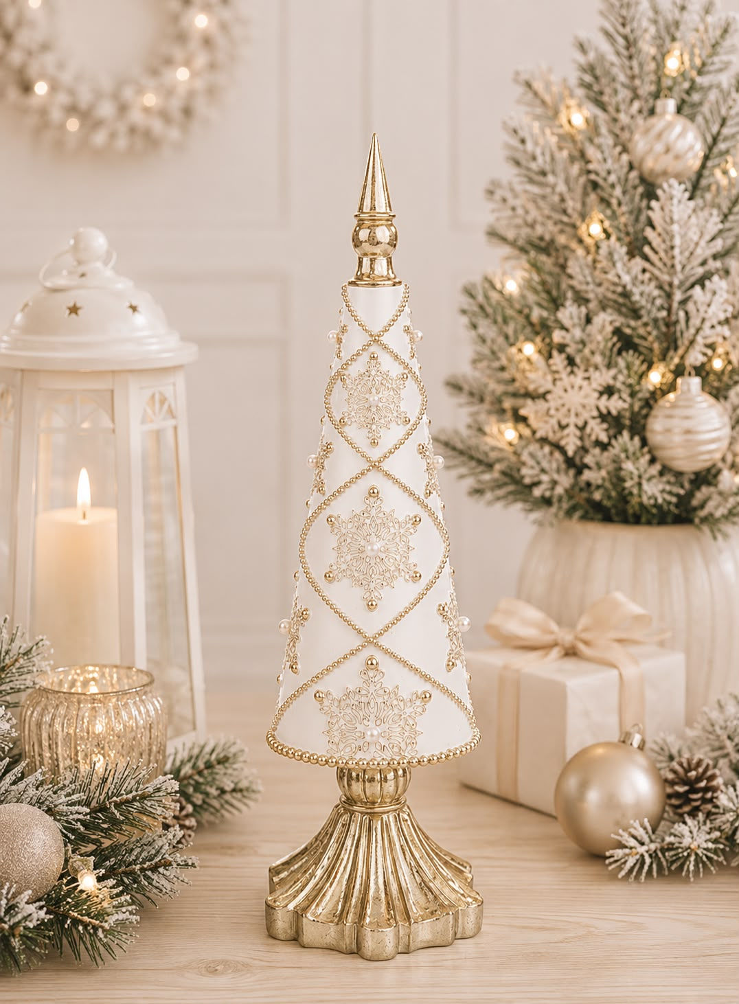 ARVORE NATAL EM RESINA DECORATIVA (BRANCO/DOURADO) - 1 UN