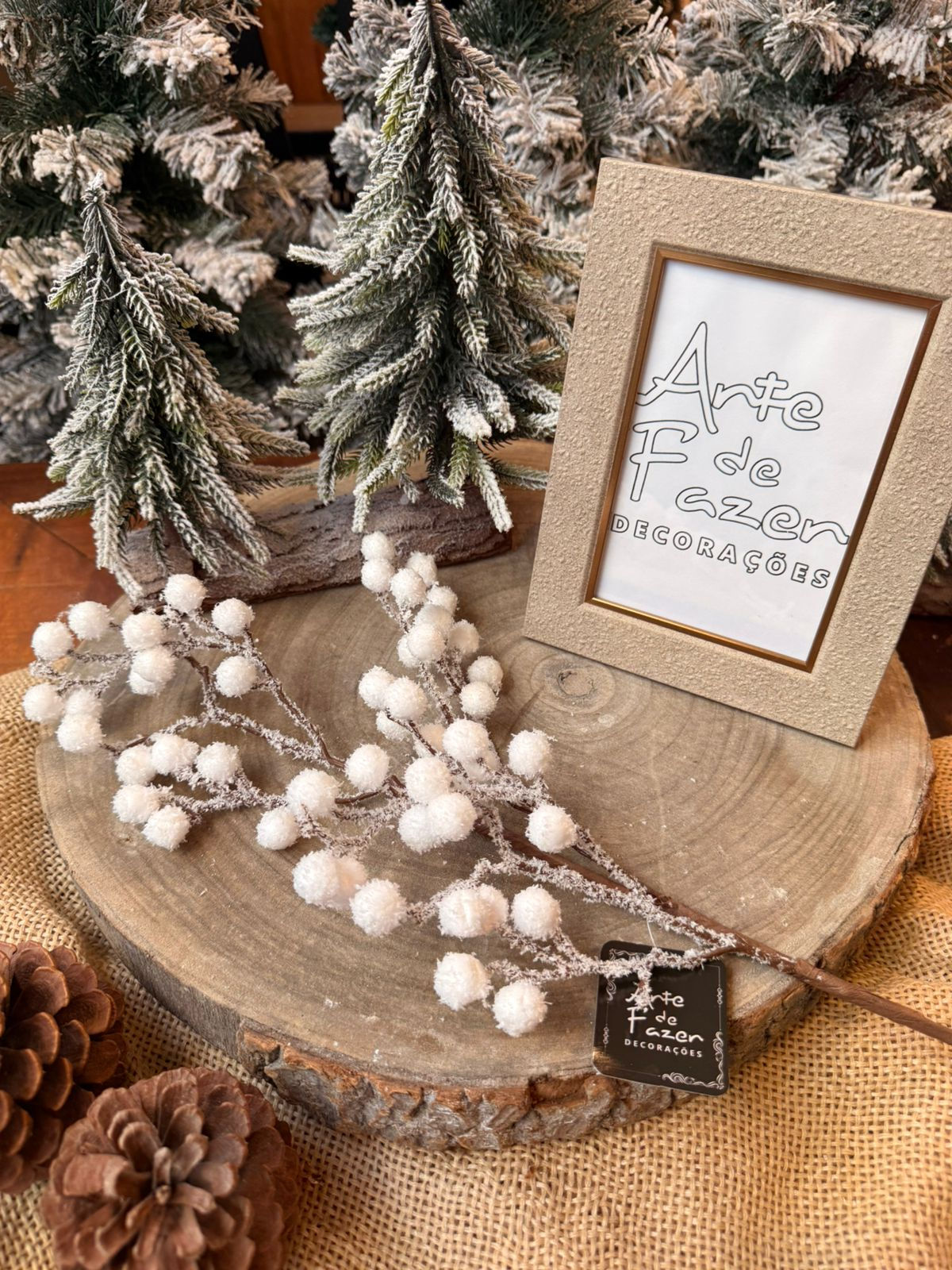 GALHO NATAL BERRY (BRANCO) 68cm - 1 UN