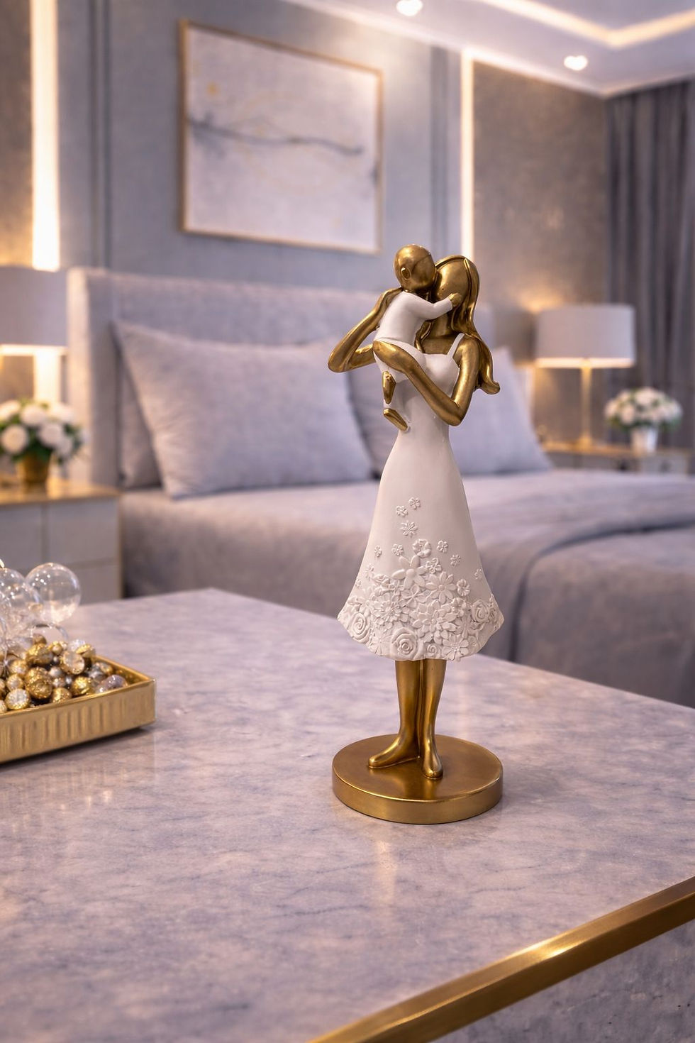 Miniatura: MAE COM FILHO DECORATIVO  (BRANCO/DOURADO) - 1UN