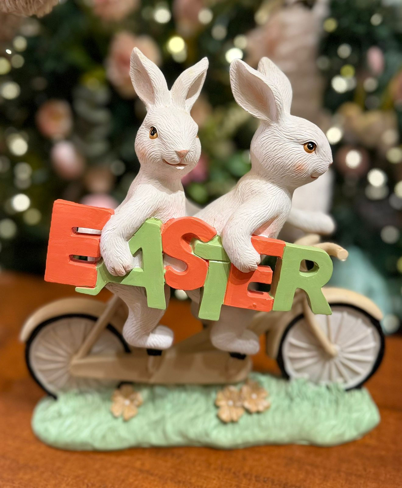 COELHOS BICICLETA RESINA (BRANCO) - 1UN