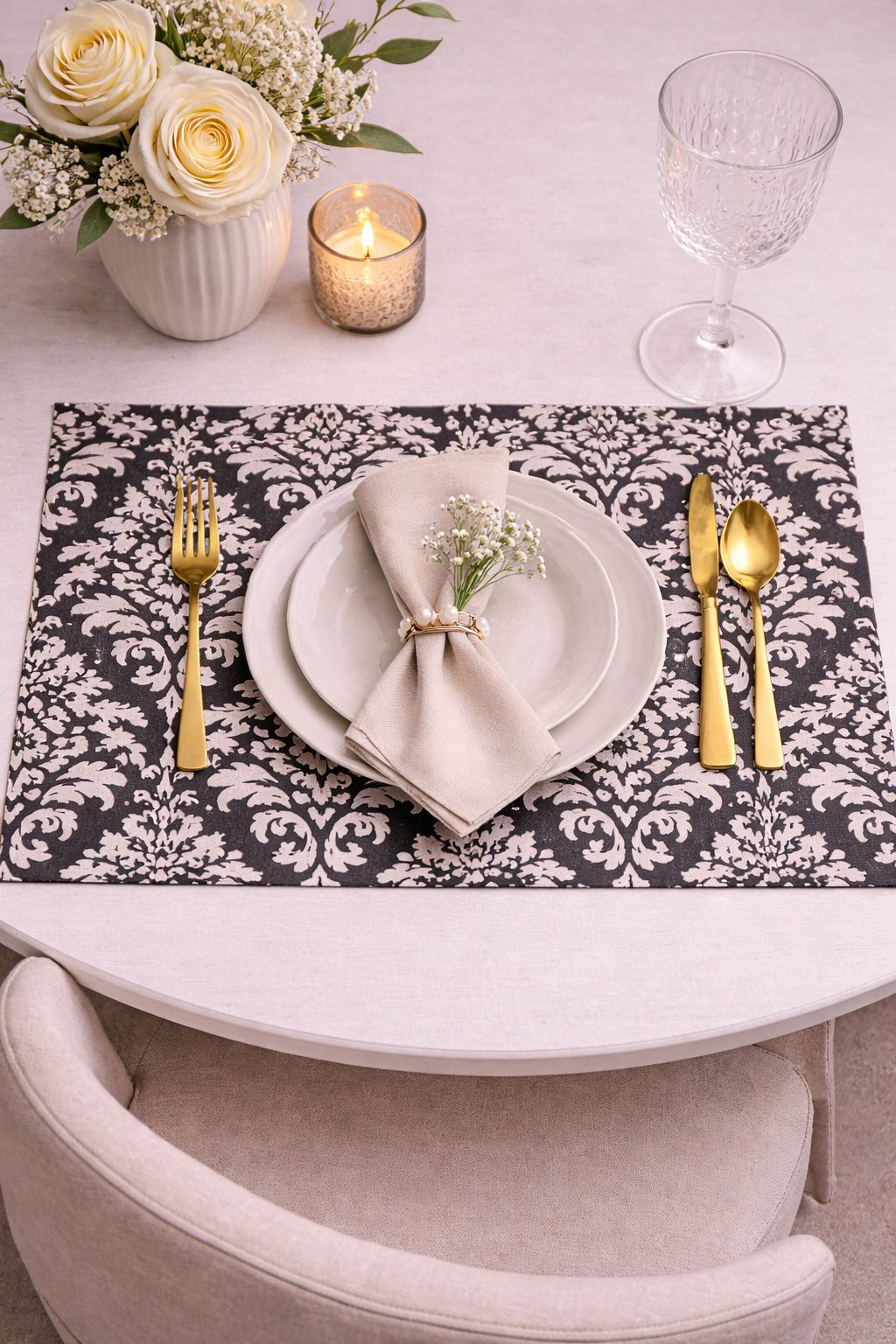 JOGO AMERICANO 2PCS GLAMOUR FLOR DE LOTUS (PRETO/BRANCO) - 1UN