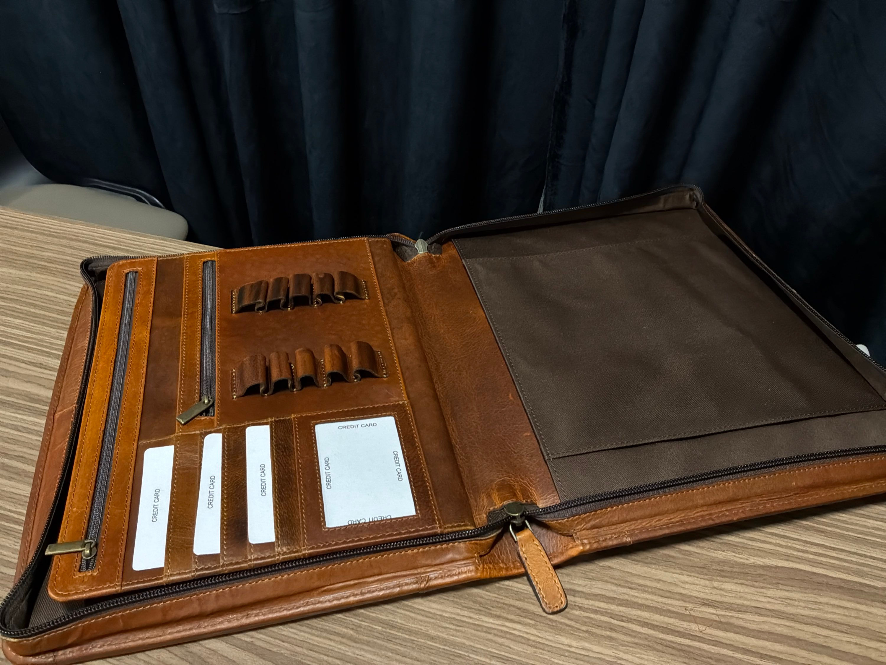 068 Cowhide Portfolio Case 