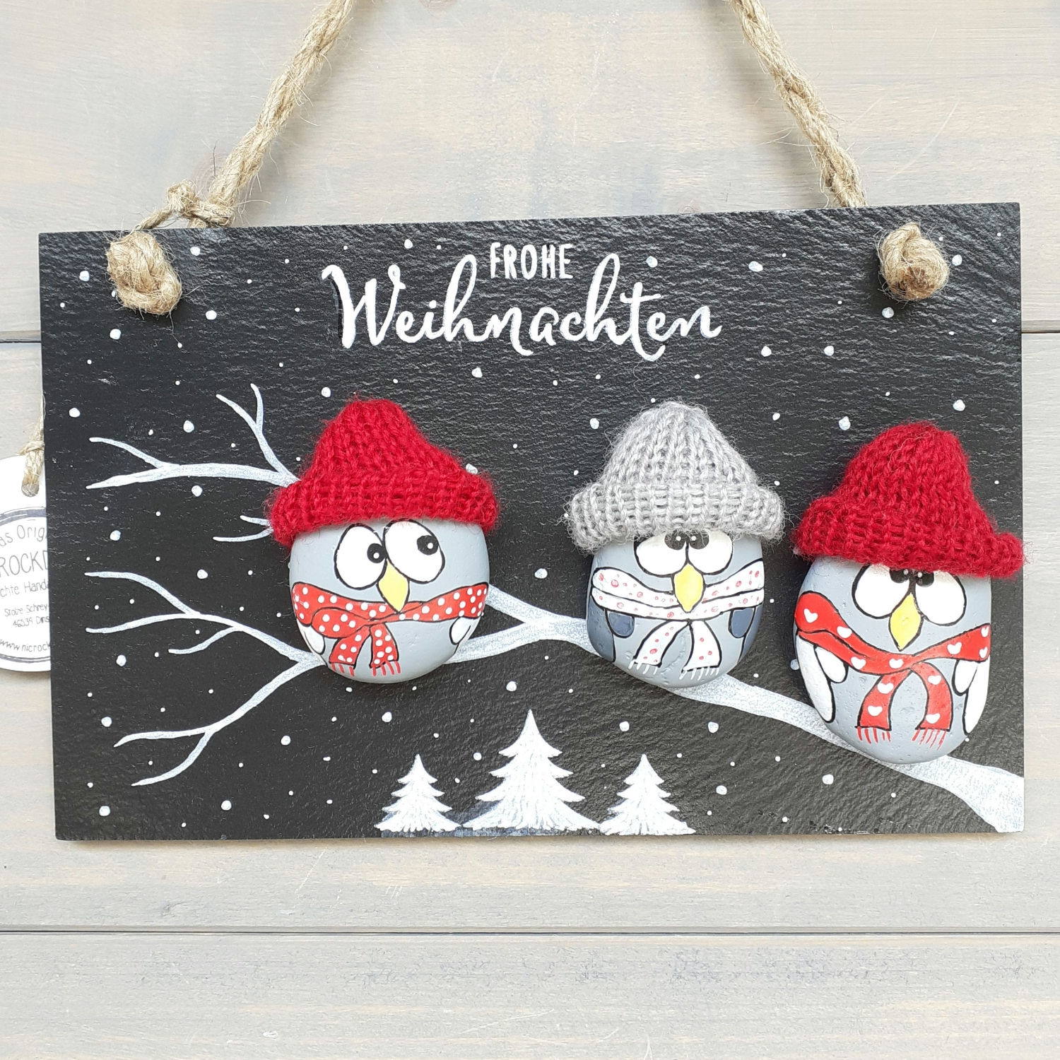 Deko/Türschild, FROHE Weihnachten, Eulen auf Stein + Strickmütze, 22x14 cm
