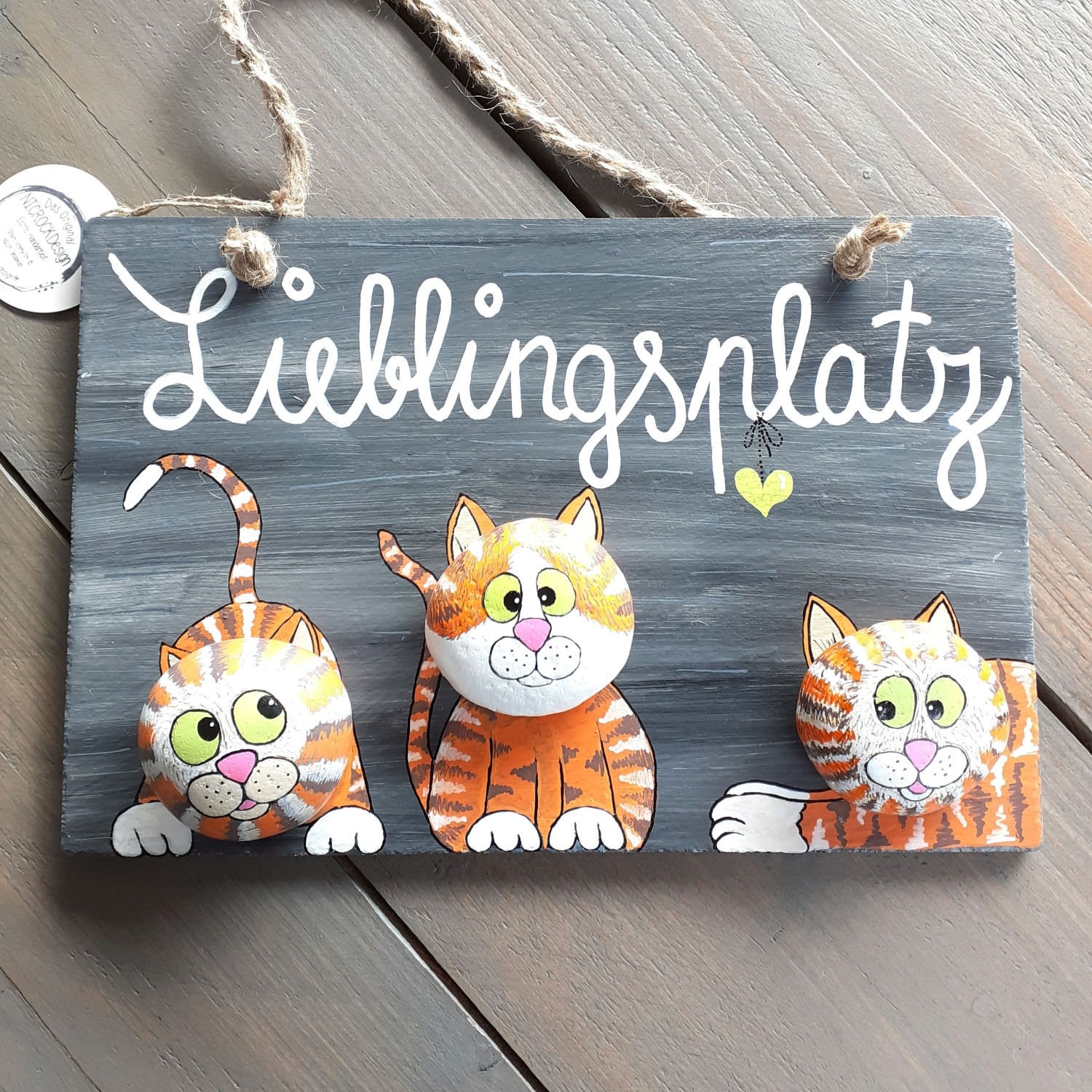 XXL Deko-Schild, Lieblingsplatz, Katzen teilw. auf Stein, Handarbeit 