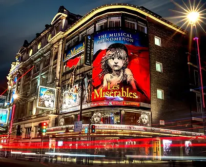 delfont-mackintosh-sondhiem-theatre-external-2023.webp