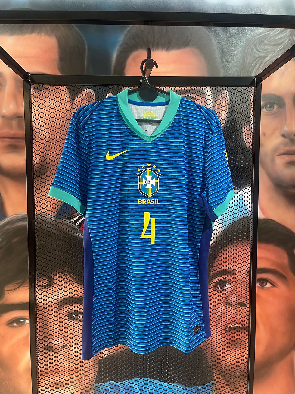 Miniatura: Camiseta de Juego Alternativa Seleccion Brasil 2024 #4 Bremer 
