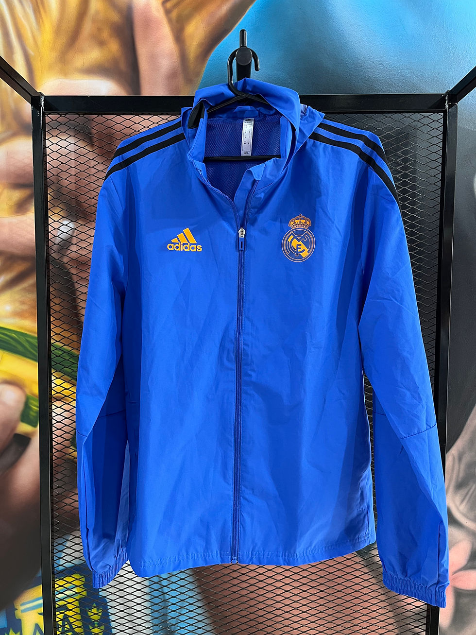 Thumbnail: Campera Rompeviento Real Madrid 2021/22