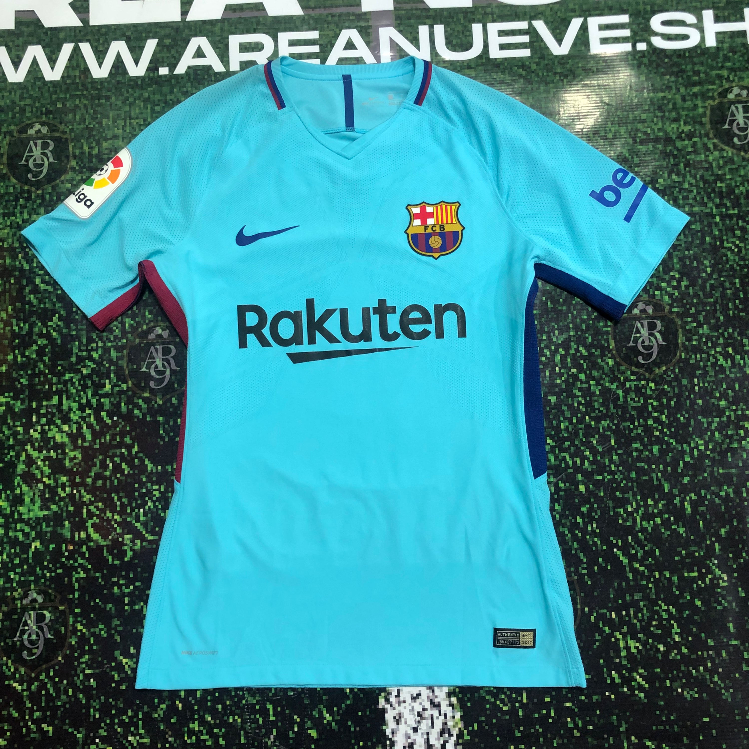 Camiseta Barcelona 2017-18 / talle M #17 Paco Alcacer
