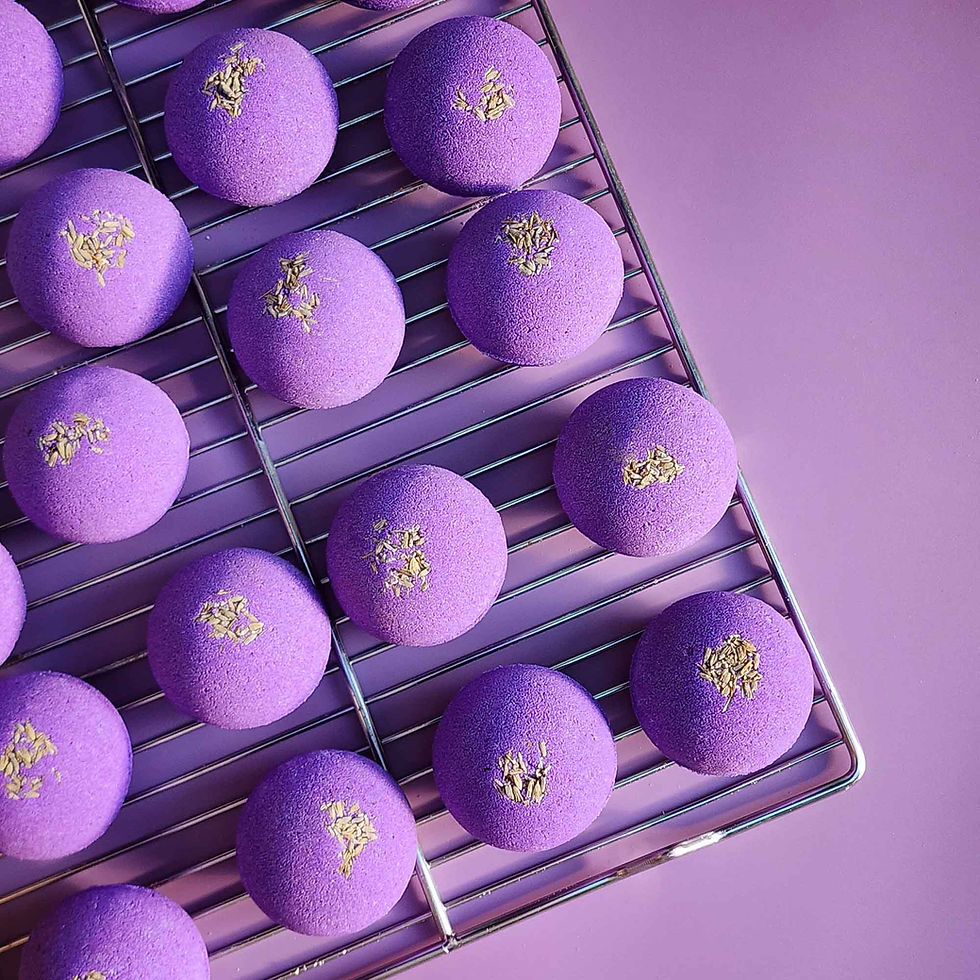 Thumbnail: RELAX - Aromatherapy Blend Essential Oil Bath Bomb