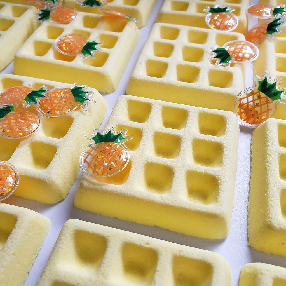 Thumbnail: pineapple waffle bath bomb