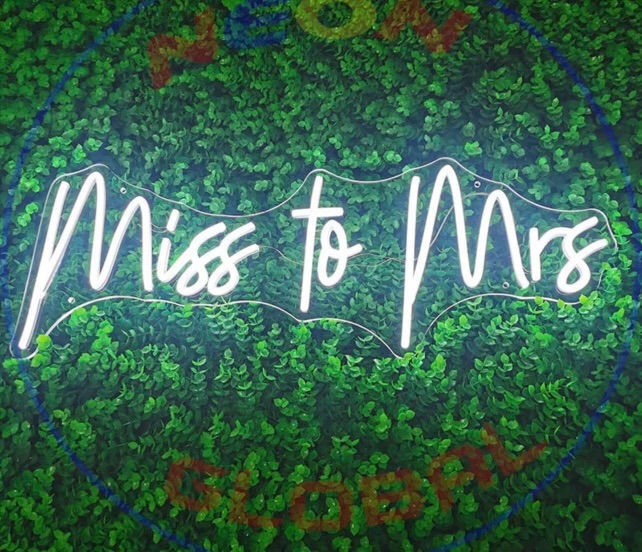 Miss to Mrs. Sign