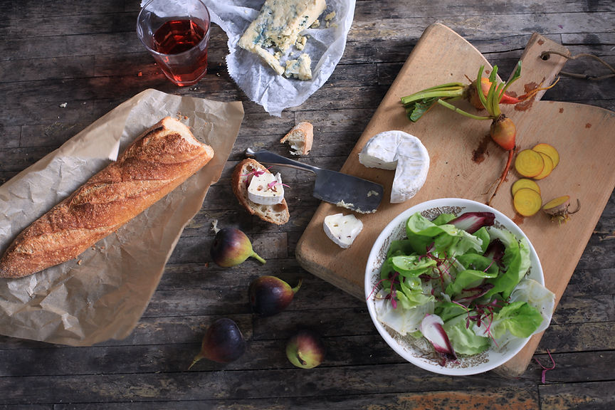 Salad with Baguette