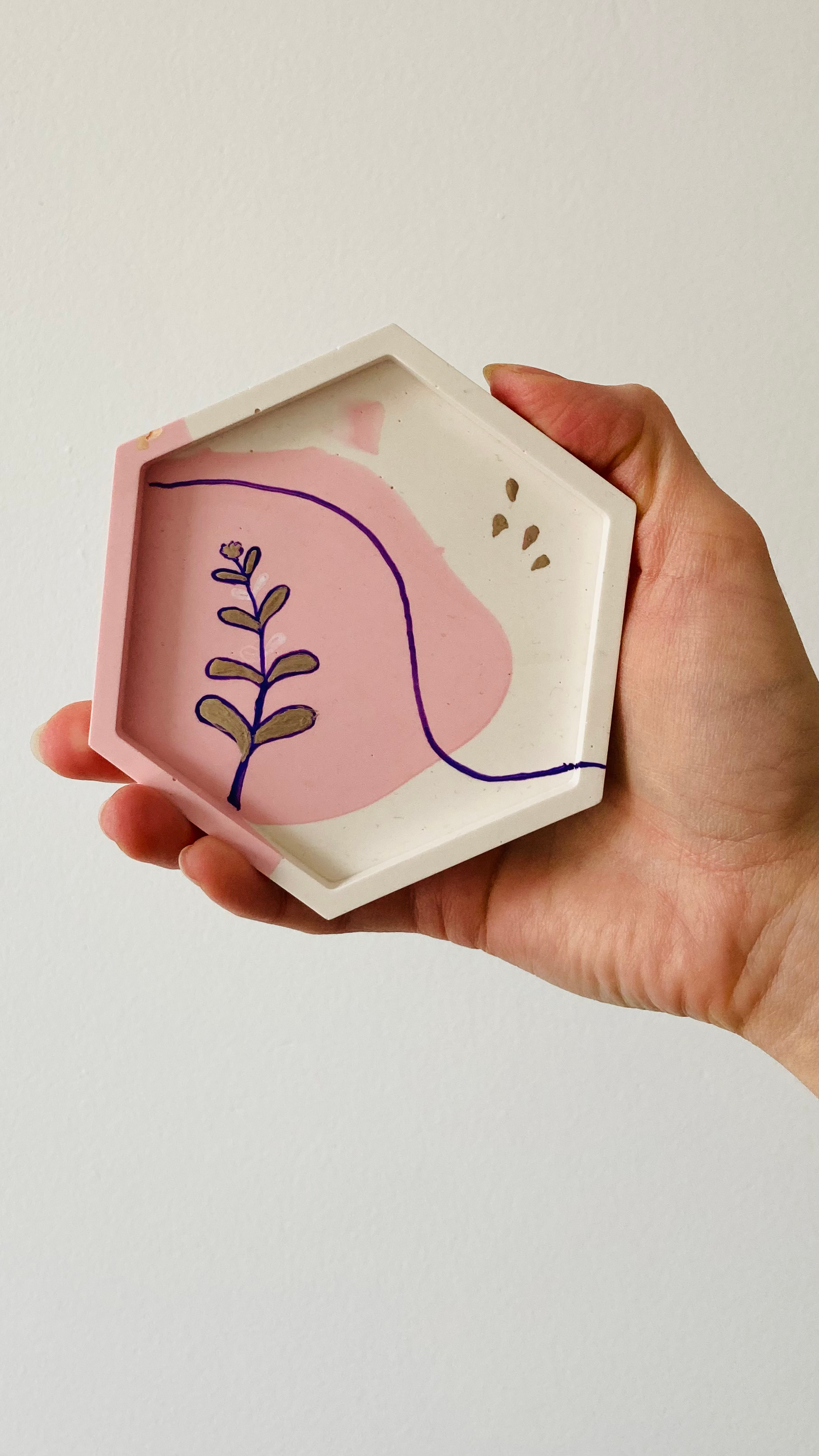 Podstawka heksagon - Różowa łatka ze złotym wzorem