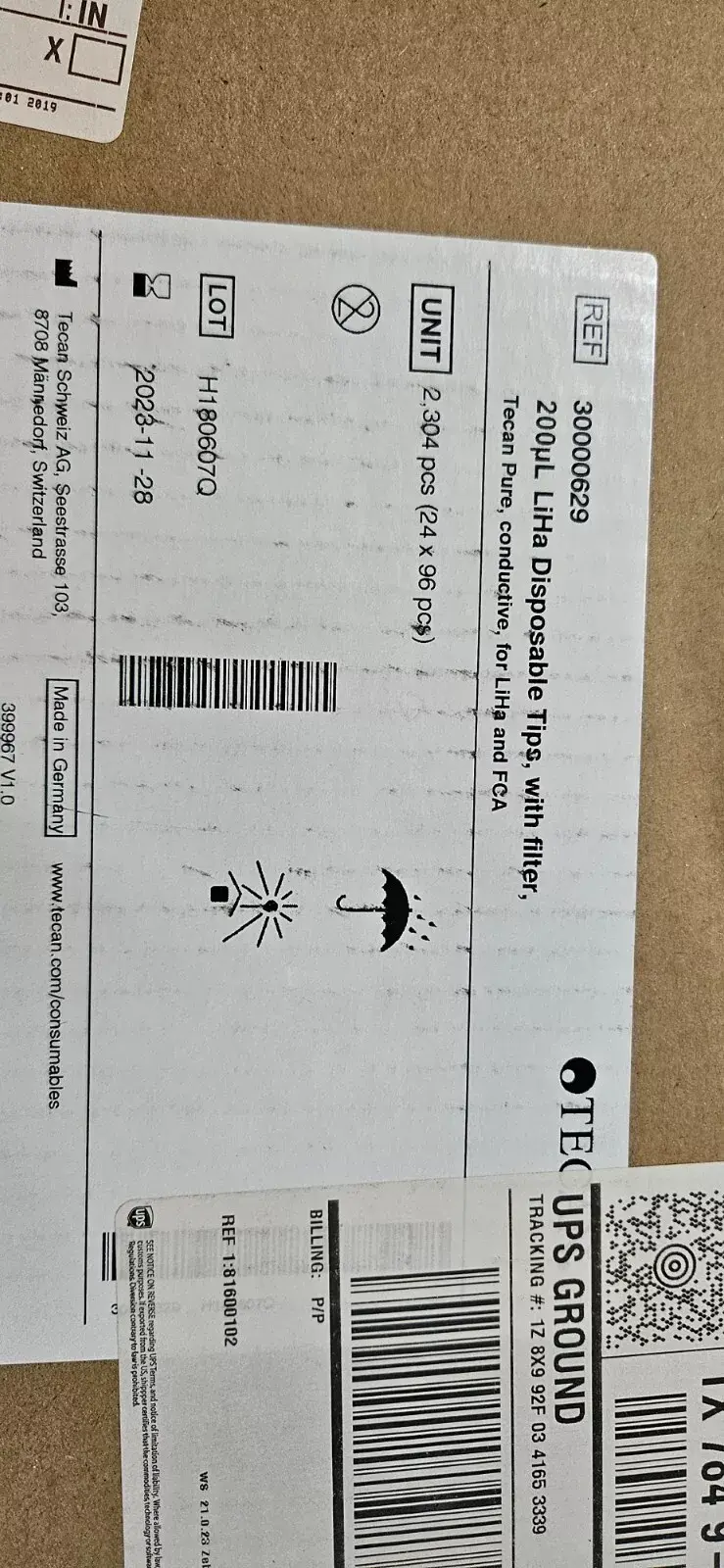 Thumbnail: Large lot of Tecan LiHa Disposable Tips