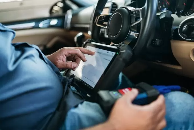 Car key programming