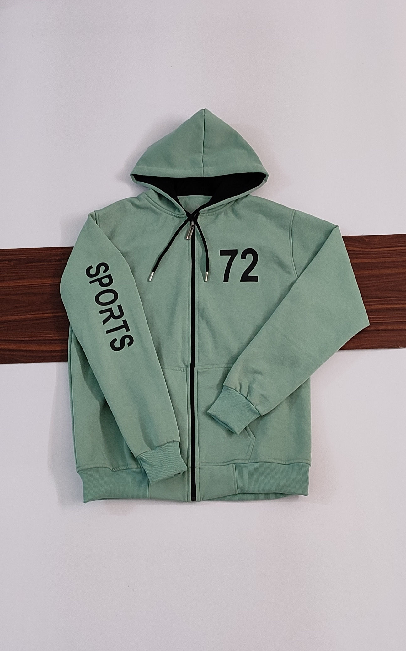 Sports Style Sweatshirt by Nile Fashion