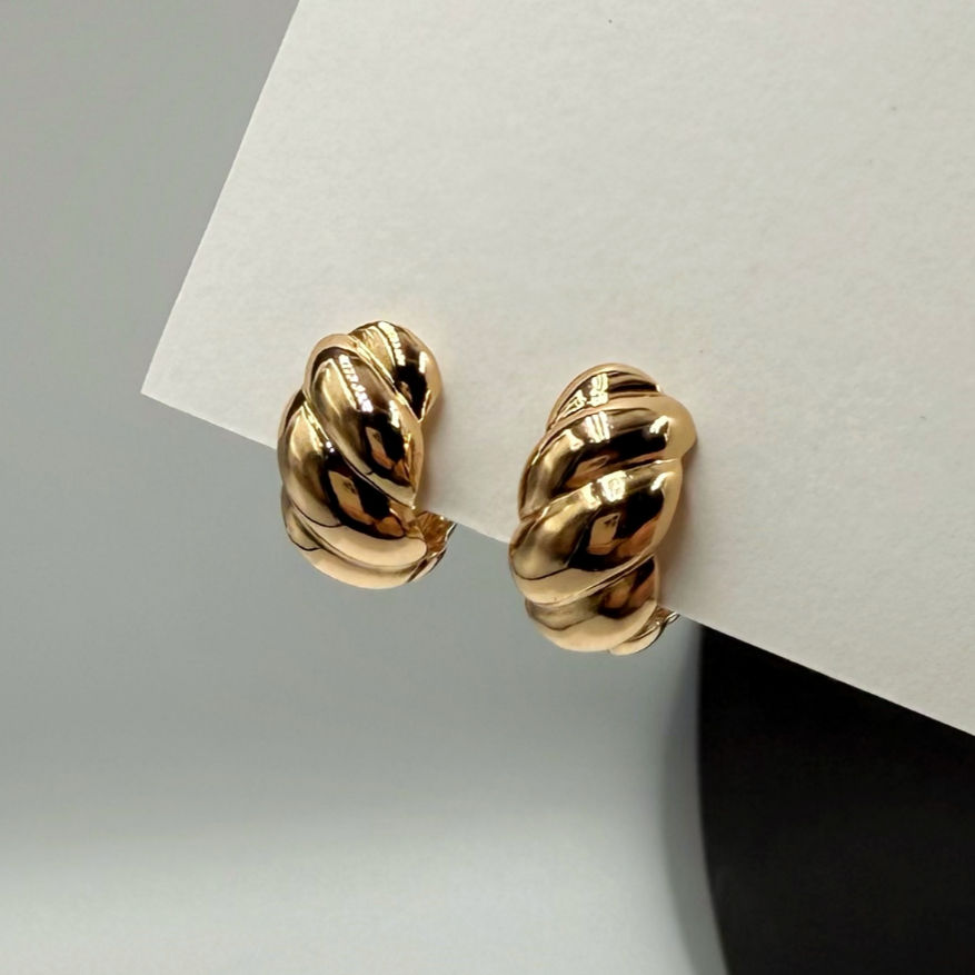 Xuping ГУРТ : Сережки 18К позолота рельєфні | Оптовий Постачальник Біжутерії