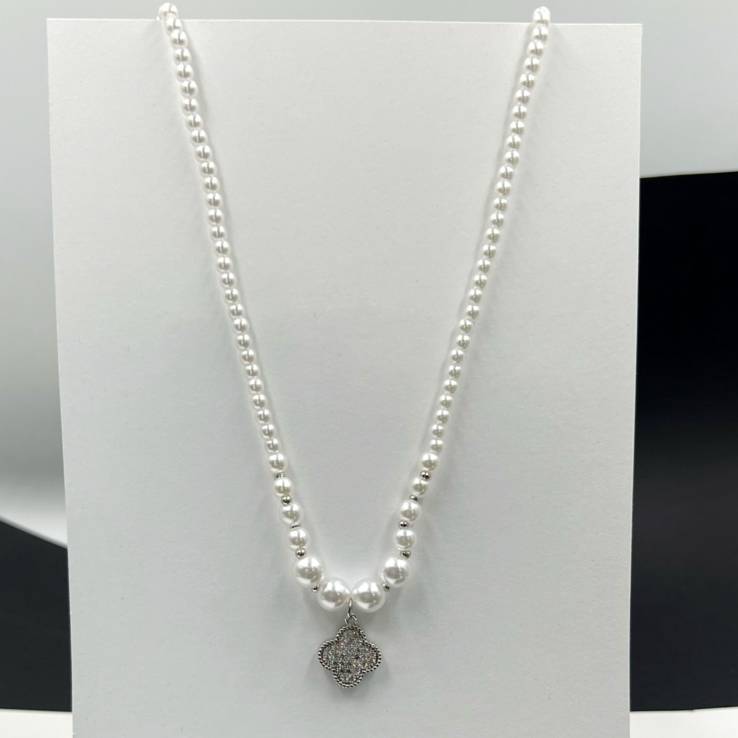 Stainless Steel ГУРТ : Підвіска Родій з білих перлин | Оптовий Постачальник