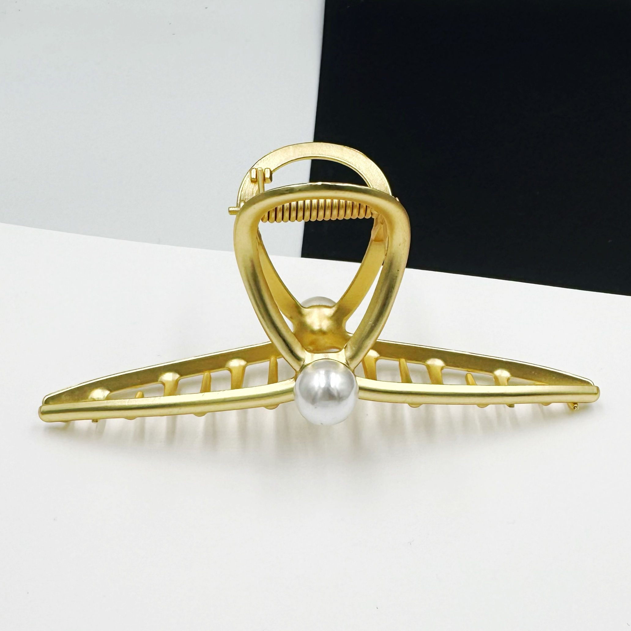 Краб ГУРТ : Краб для волосся металевий петля з перлинкою | Оптовий Постачальник