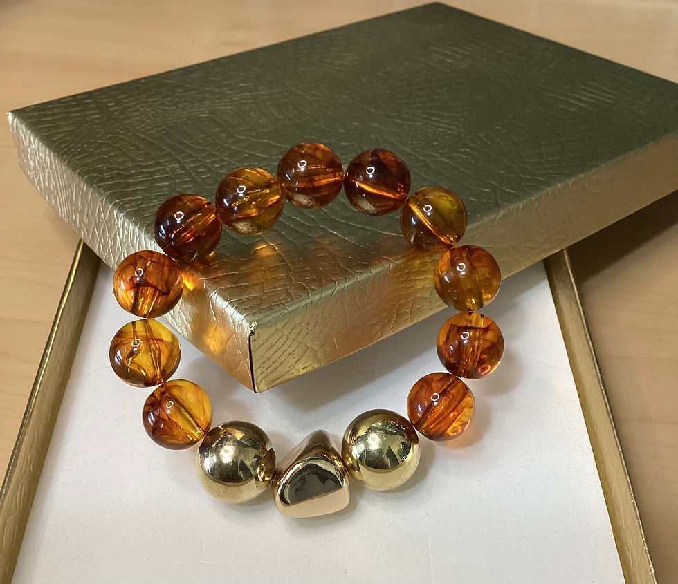 Thumbnail: Golden Amber Glow Bracelet