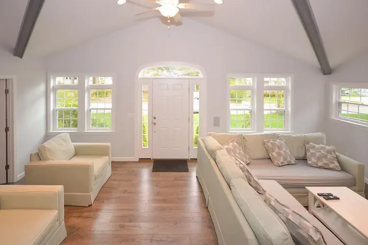 Living - 37 Uncle Henry's Road, New Seabury Vacation Homes