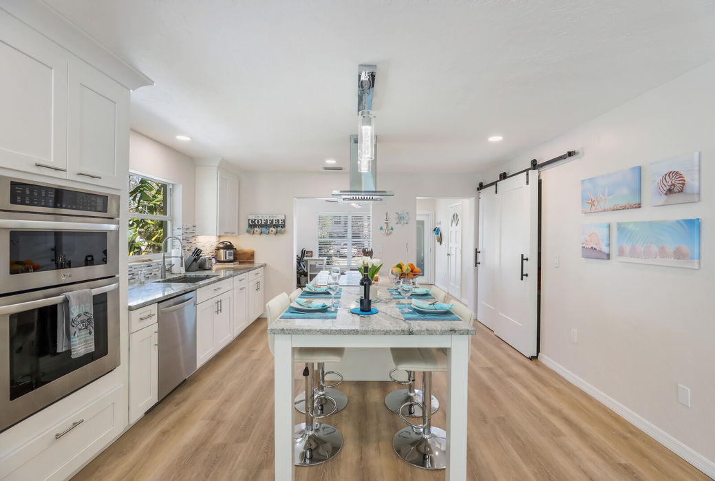 Gourmet chef's kitchen