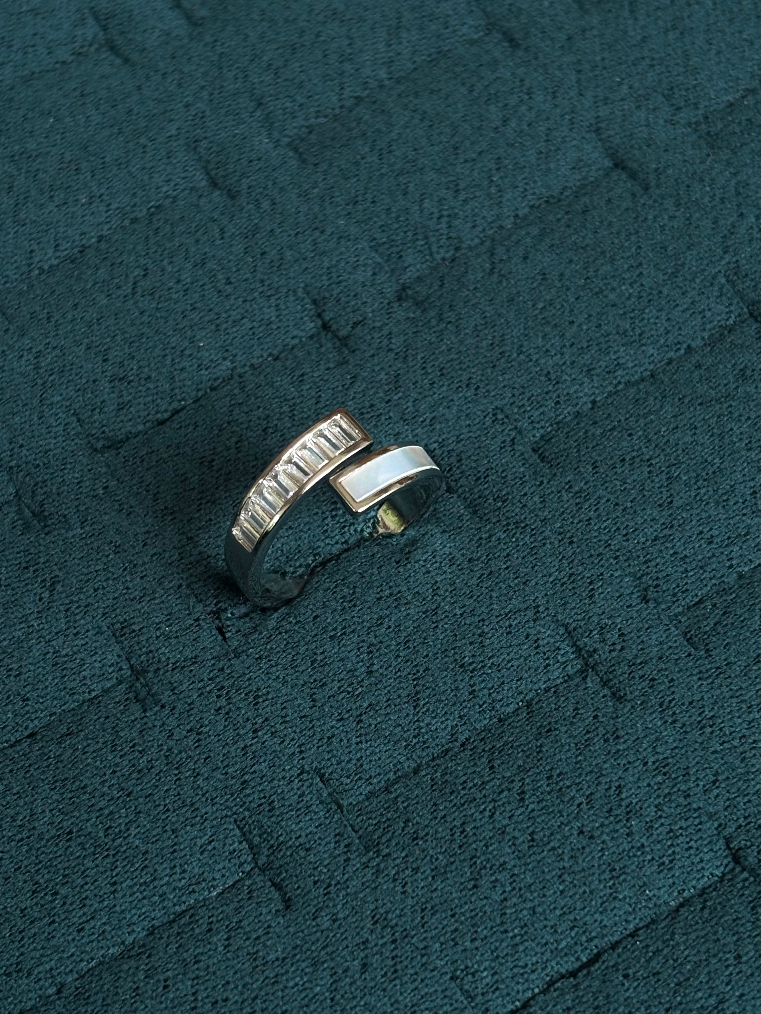 The Guiding ring
