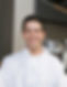 Retrato de un chef sonriente