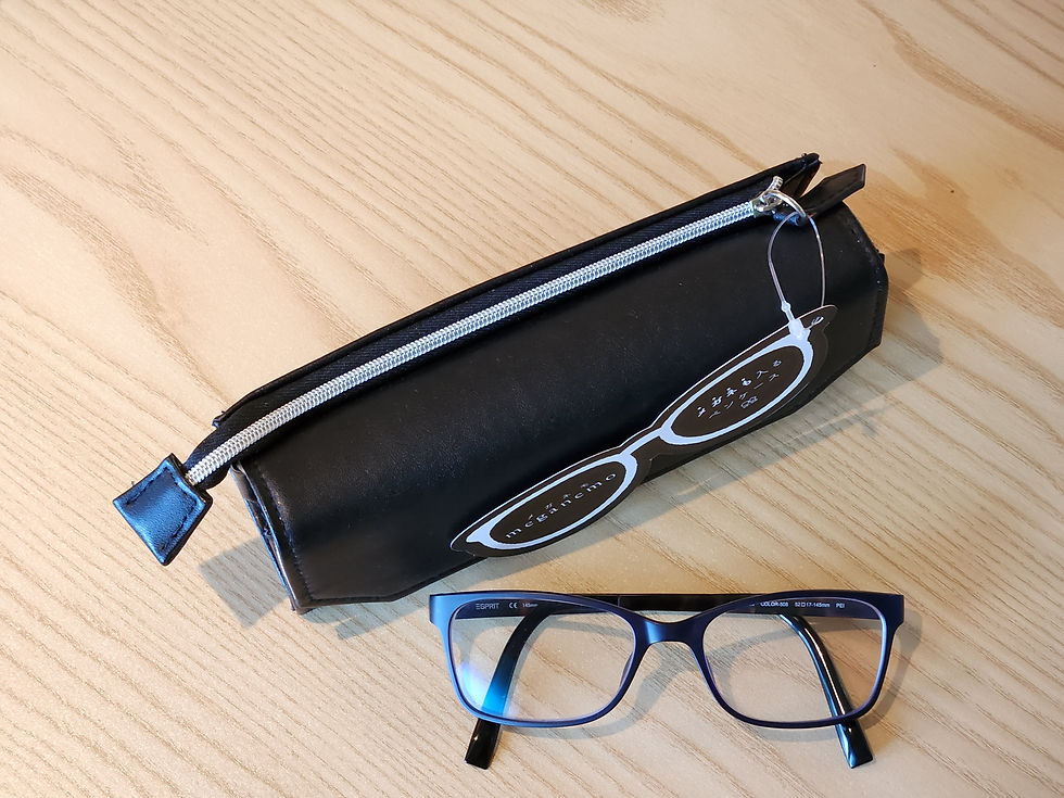 Thumbnail: Trousse 2 en 1 avec étui à lunette - Delde - Sunstar