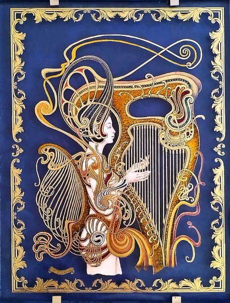 "Arpista Barocca"
Original artwork engraved on Murano glass, 24kt gold plated and paint by the maestro Alberto Dalla Chiara.
Glass board 9.5" x 13" (24x31,5 cm.). Sold with handmade wood frame 18.5"x 21" (47x53 cm.)