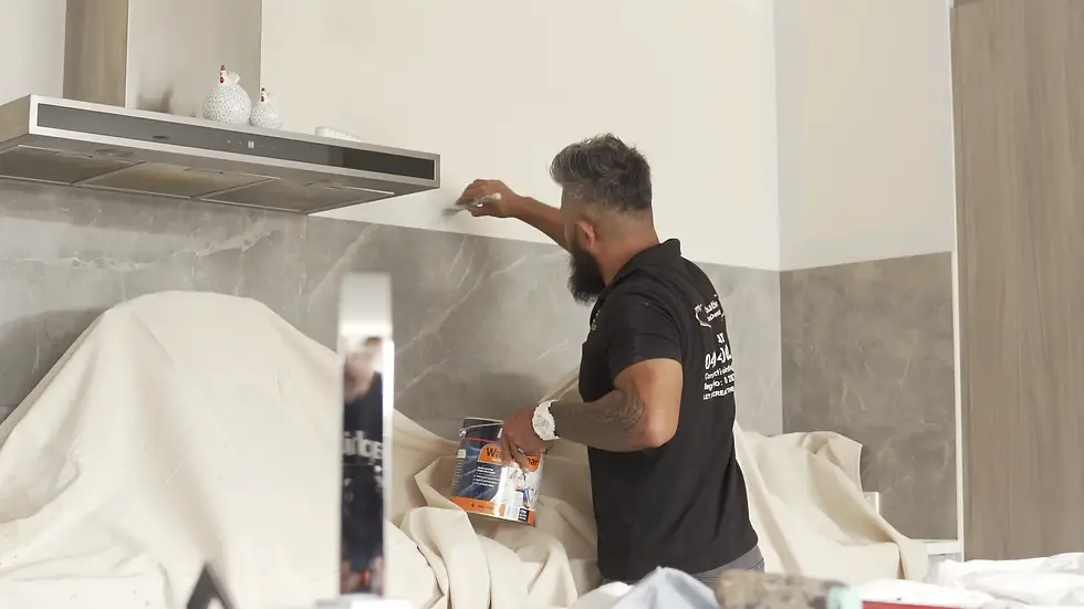 Working at constructive painting